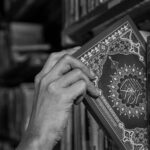 MEMAHAMI AYAT MUHKAM DAN MUTASYABIH DALAM AL-QURAN